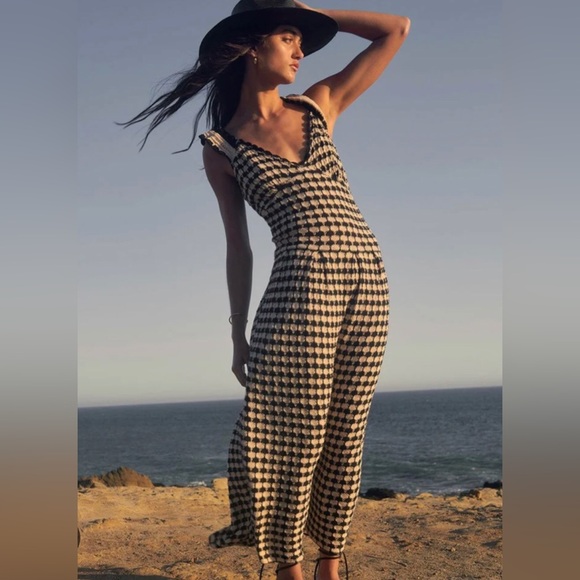 saltwater LUXE Dresses & Skirts - Saltwater Luxe Annette MIDI Dress